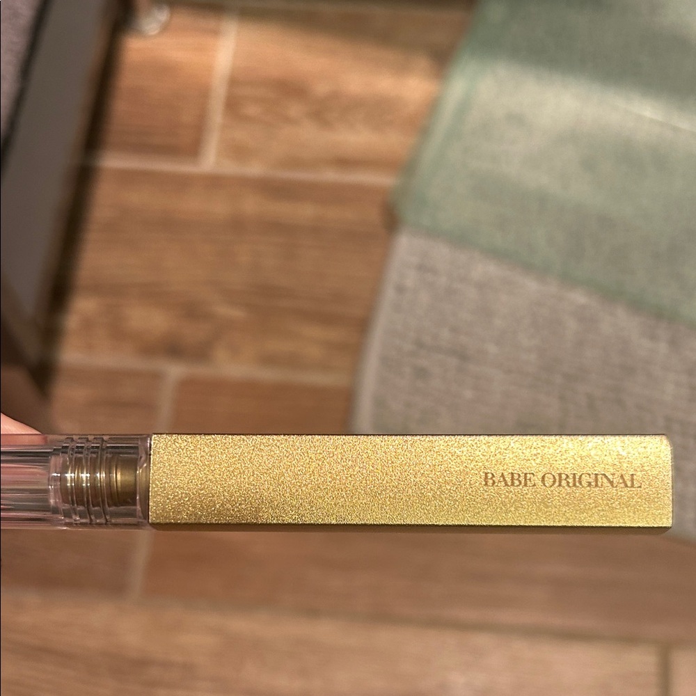 Babe Lash eyelash growth serum